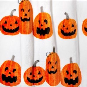 Hyde & eek! Halloween jack o lantern pumpkin plush throw blanket